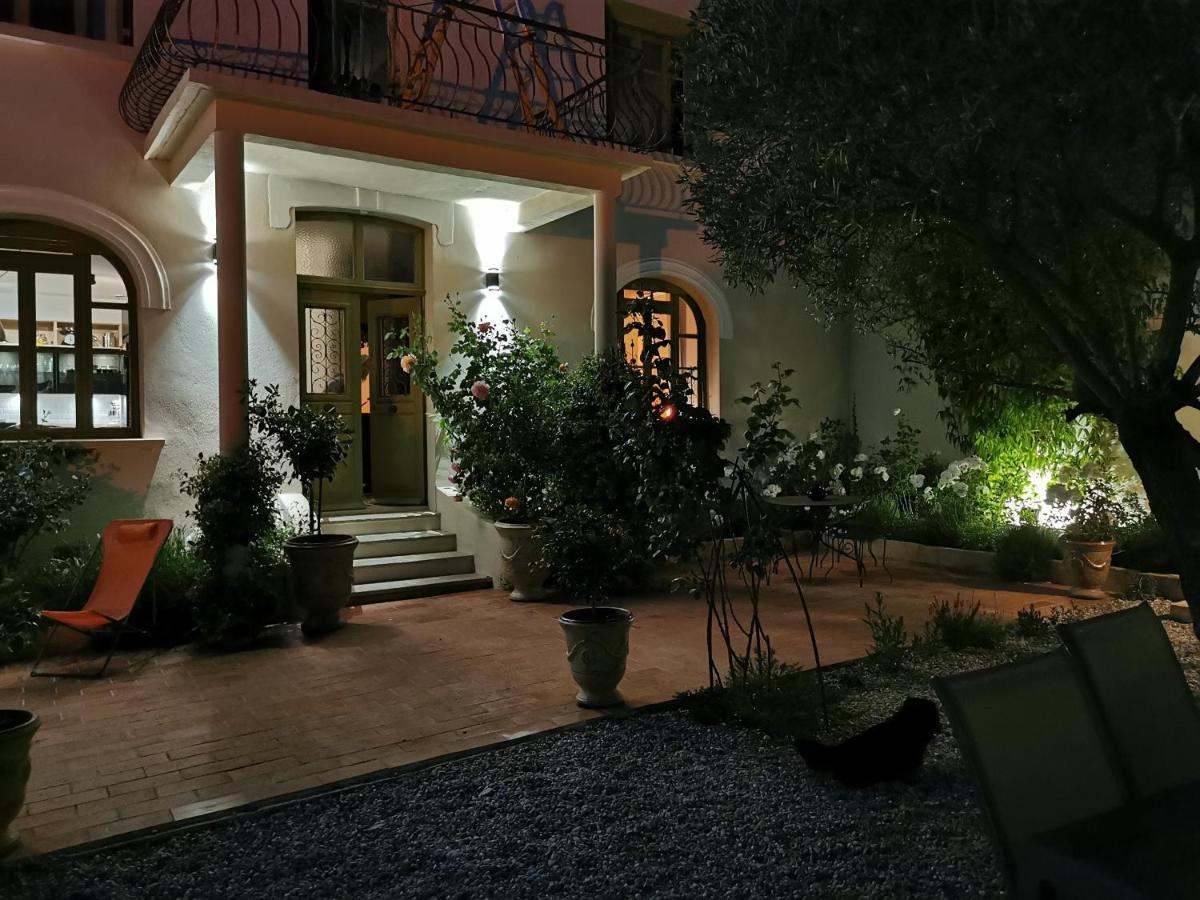 La Bastide Du Chateau Montfaucon (Gard) Exterior foto